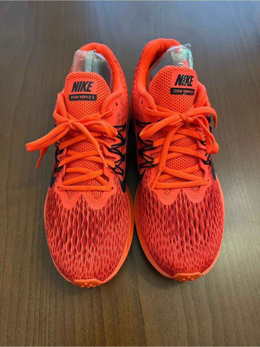 Women’s Nike Zoom Winflo 5 Crimson Size 9 NWOT